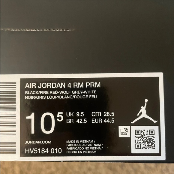 Jordan R RM (10.5M) - Picture 2 of 7